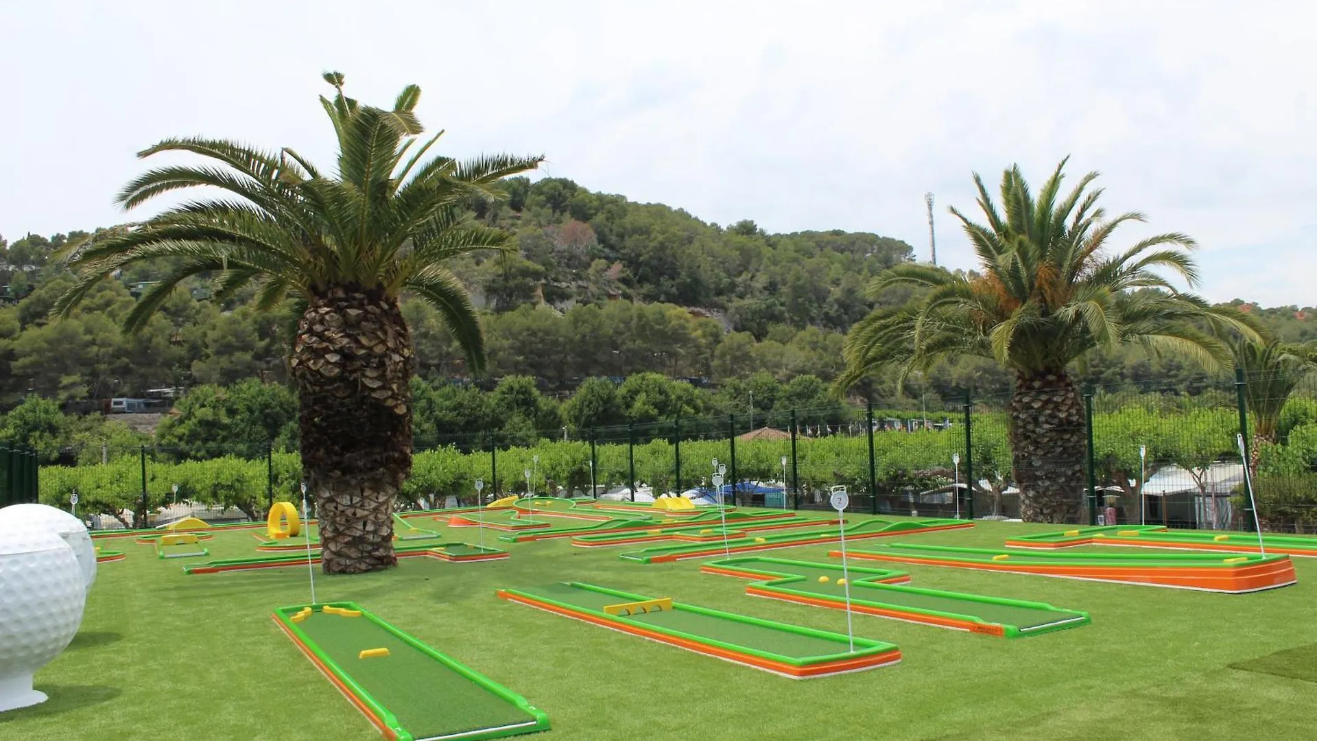 Camping Mediterrani Natura Spa Resort Tarragone