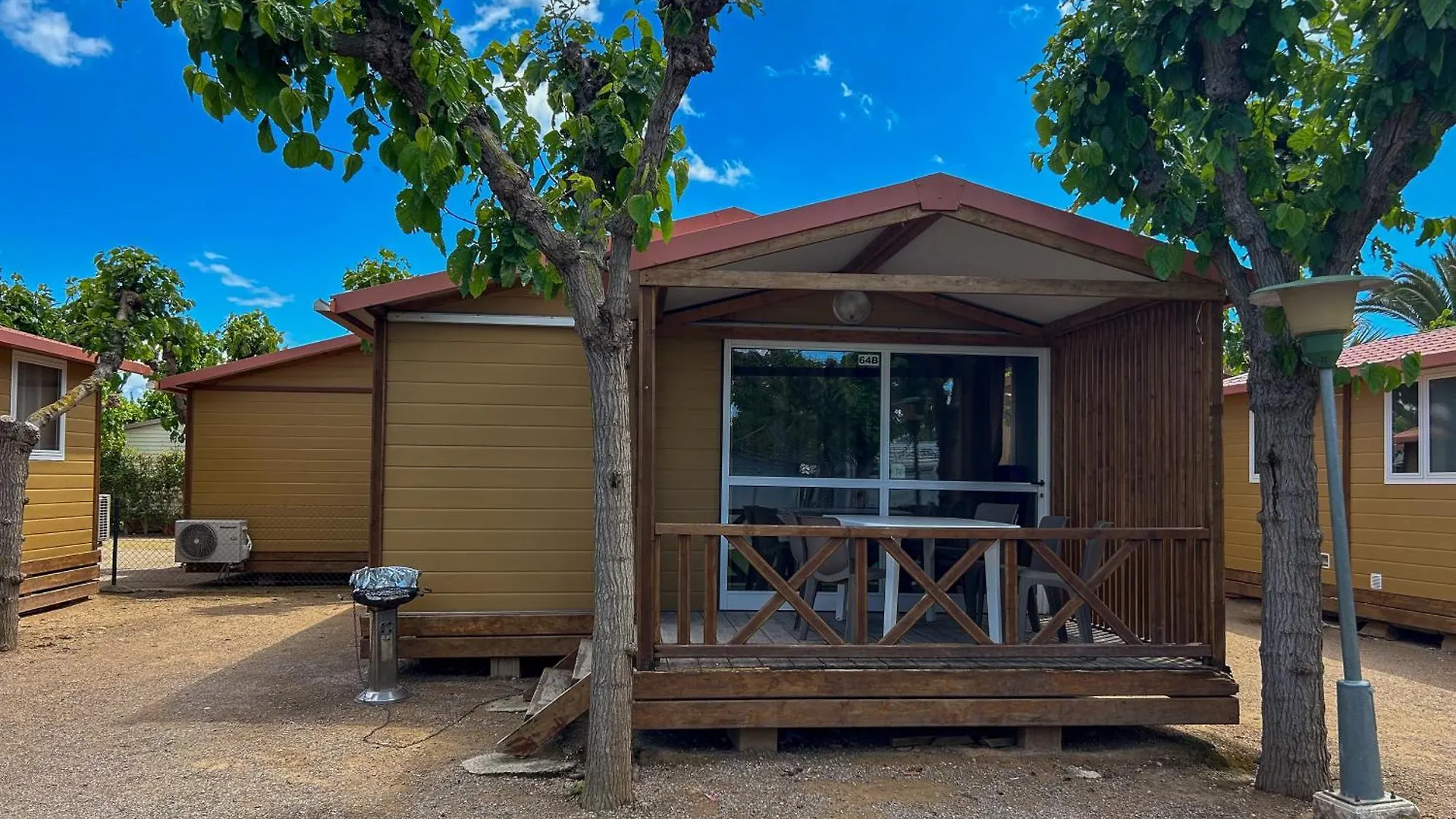 Camping Mediterrani Natura Spa Resort Tarragona Spanje